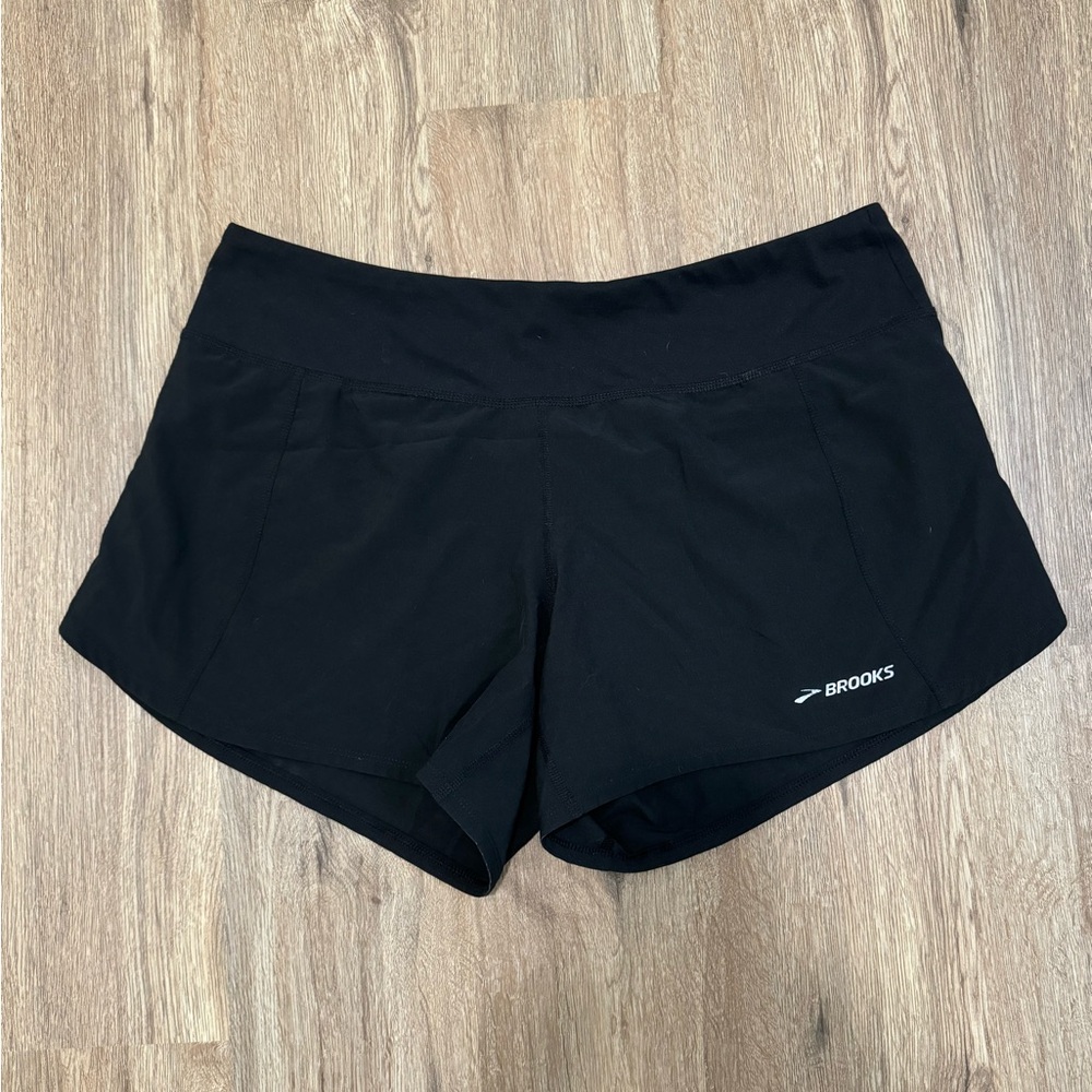 Brooks Black Athletic Shorts Chaser 5” Medium
